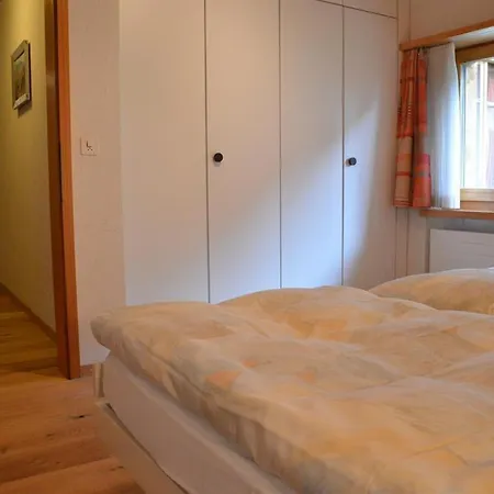 Apartamento Tschuggenweg 11 *