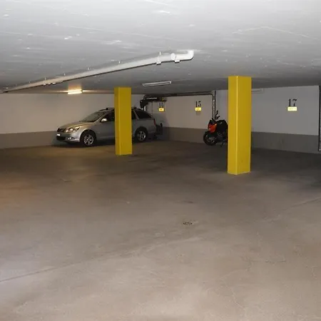 Apartamento Tschuggenweg 11 *