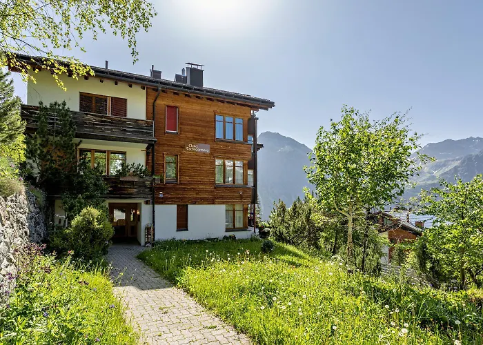 Апартаменти Tschuggenweg 11 *